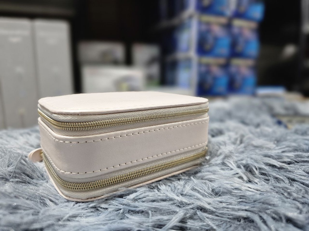 Trousse à bijoux en cuir PU anti-poussière à double couche avec miroir -  PM - منظم مجوهرات أنيق مزدوج الطبقات للسفر